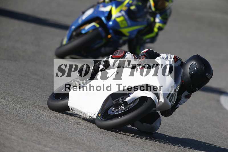 /Archiv-2024/02 29.01.-02.02.2024 Moto Center Thun Jerez/Gruppe schwarz-black/185